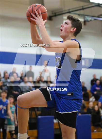 Thumbnail 3 in Nutley @ Millburn photogallery.