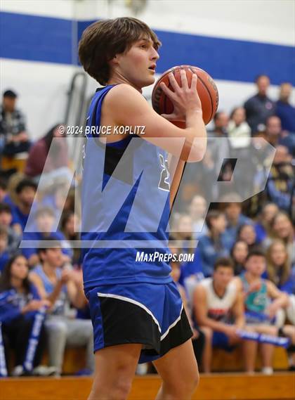 Thumbnail 3 in Nutley @ Millburn photogallery.