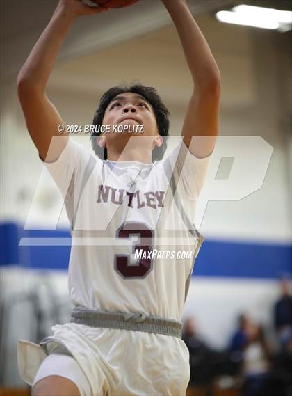 Thumbnail 1 in Nutley @ Millburn photogallery.