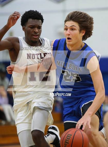 Thumbnail 1 in Nutley @ Millburn photogallery.