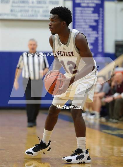 Thumbnail 2 in Nutley @ Millburn photogallery.