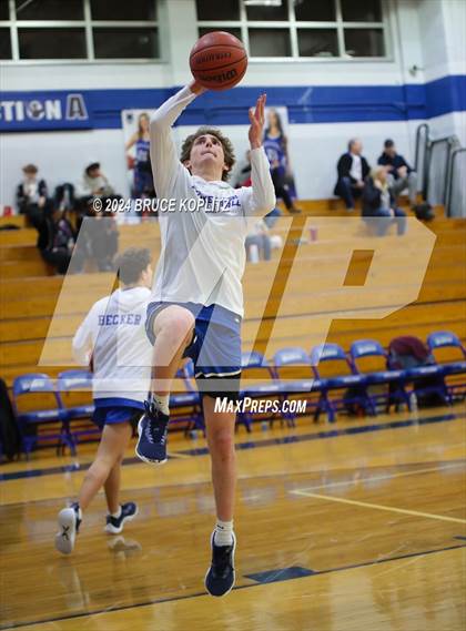 Thumbnail 2 in Nutley @ Millburn photogallery.