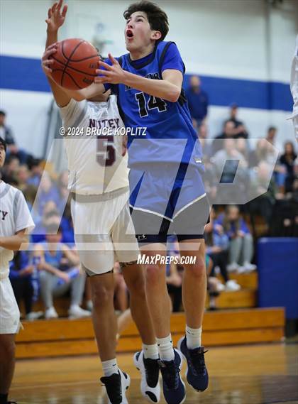 Thumbnail 2 in Nutley @ Millburn photogallery.