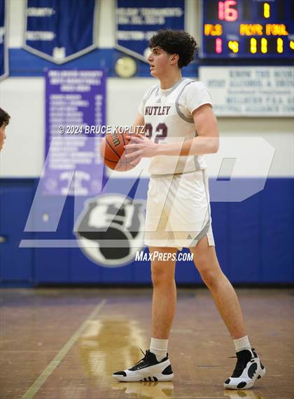 Thumbnail 3 in Nutley @ Millburn photogallery.