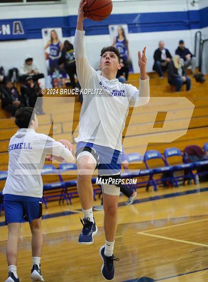 Thumbnail 2 in Nutley @ Millburn photogallery.
