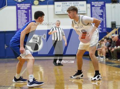 Thumbnail 1 in Nutley @ Millburn photogallery.