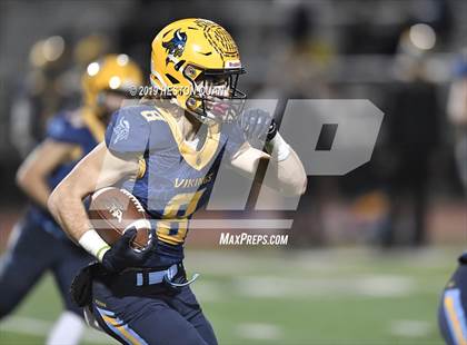 Thumbnail 2 in La Jolla vs. Marina (CIF State D4-A Southern Regional Final) photogallery.