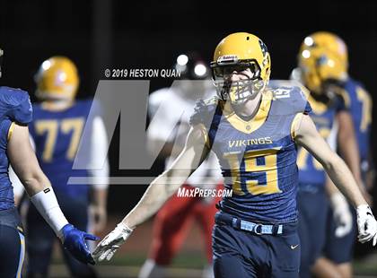 Thumbnail 3 in La Jolla vs. Marina (CIF State D4-A Southern Regional Final) photogallery.
