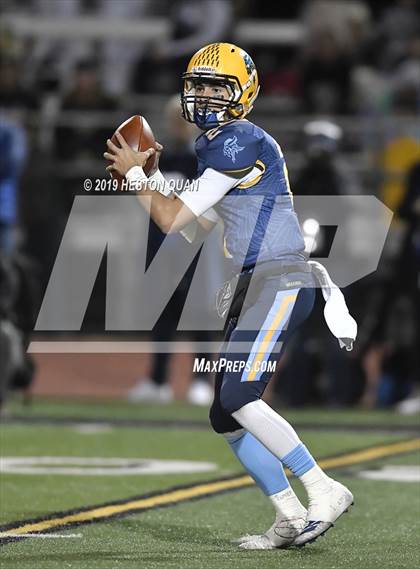 Thumbnail 1 in La Jolla vs. Marina (CIF State D4-A Southern Regional Final) photogallery.