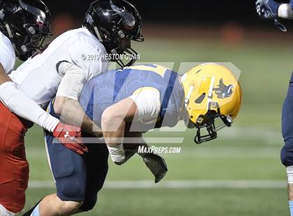 Thumbnail 3 in La Jolla vs. Marina (CIF State D4-A Southern Regional Final) photogallery.