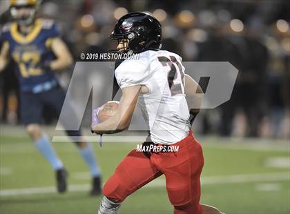 Thumbnail 3 in La Jolla vs. Marina (CIF State D4-A Southern Regional Final) photogallery.
