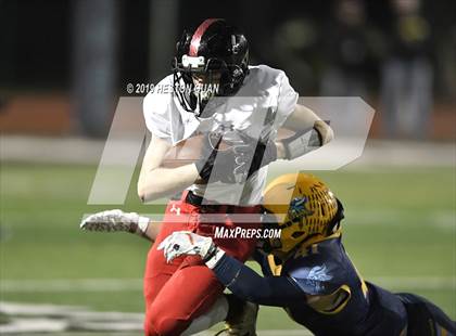 Thumbnail 3 in La Jolla vs. Marina (CIF State D4-A Southern Regional Final) photogallery.