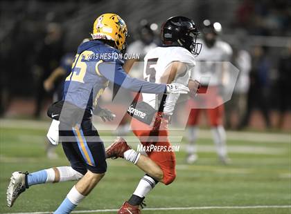 Thumbnail 1 in La Jolla vs. Marina (CIF State D4-A Southern Regional Final) photogallery.