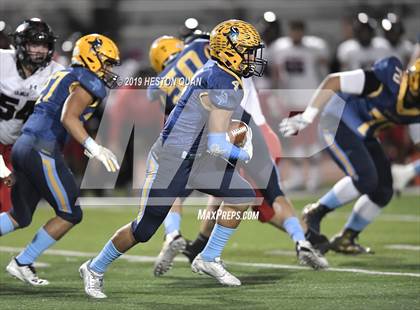 Thumbnail 2 in La Jolla vs. Marina (CIF State D4-A Southern Regional Final) photogallery.