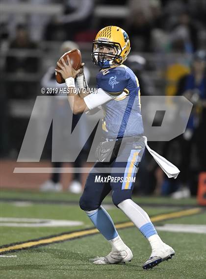 Thumbnail 2 in La Jolla vs. Marina (CIF State D4-A Southern Regional Final) photogallery.