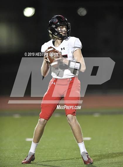 Thumbnail 2 in La Jolla vs. Marina (CIF State D4-A Southern Regional Final) photogallery.