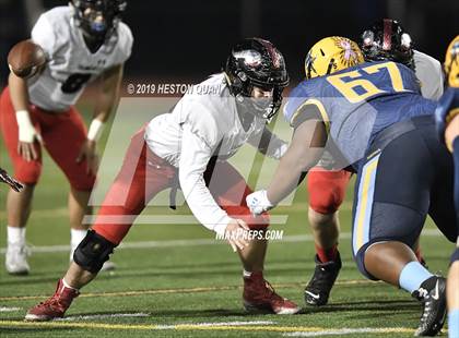Thumbnail 3 in La Jolla vs. Marina (CIF State D4-A Southern Regional Final) photogallery.