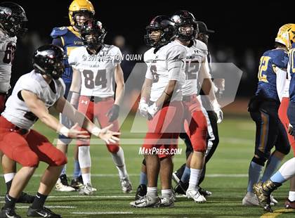 Thumbnail 3 in La Jolla vs. Marina (CIF State D4-A Southern Regional Final) photogallery.