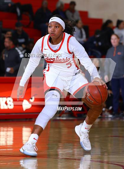 Thumbnail 3 in Serra vs. Chaminade (Battle at the Beach) photogallery.