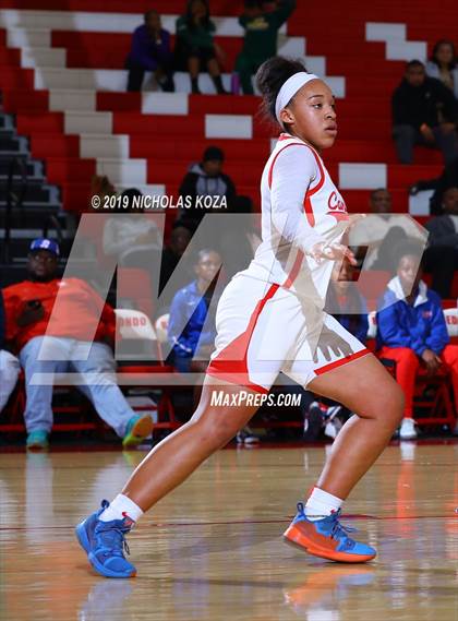 Thumbnail 2 in Serra vs. Chaminade (Battle at the Beach) photogallery.