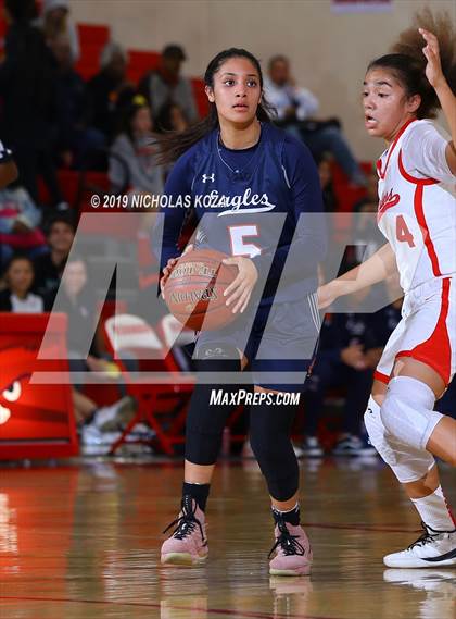 Thumbnail 1 in Serra vs. Chaminade (Battle at the Beach) photogallery.