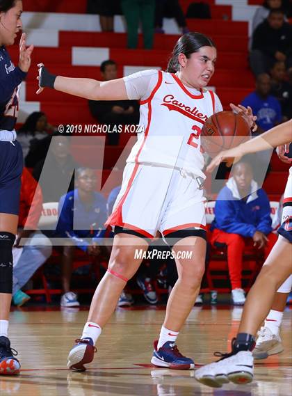 Thumbnail 1 in Serra vs. Chaminade (Battle at the Beach) photogallery.