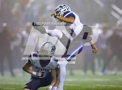 Thumbnail 2 in Decatur vs. China Spring (UIL 4A D-1 Semifinal) photogallery.