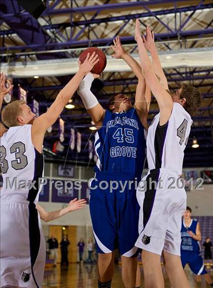 Thumbnail 3 in Pleasant Grove @ Riverton photogallery.