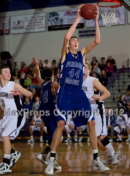 Thumbnail 3 in Pleasant Grove @ Riverton photogallery.