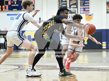 Thumbnail 1 in Brunswick vs. St. Edward (OHSAA D1 Regional Final) photogallery.
