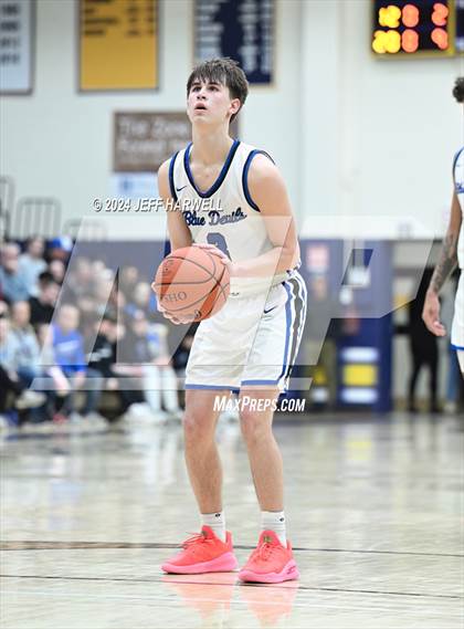 Thumbnail 2 in Brunswick vs. St. Edward (OHSAA D1 Regional Final) photogallery.