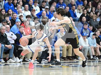 Thumbnail 2 in Brunswick vs. St. Edward (OHSAA D1 Regional Final) photogallery.