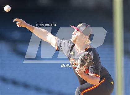 Thumbnail 3 in Newport Harbor @ Mission Viejo photogallery.