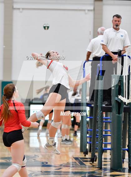 Thumbnail 3 in Bayshore Christian v Tampa Prep  (Keswick Invitational) photogallery.