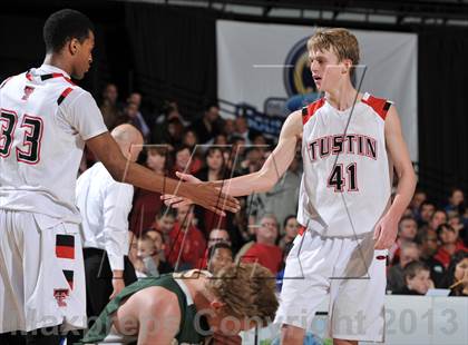 Thumbnail 3 in Royal vs. Tustin (CIF-SS 3AAA Final) photogallery.