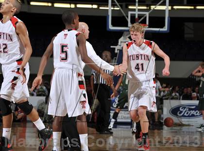 Thumbnail 3 in Royal vs. Tustin (CIF-SS 3AAA Final) photogallery.