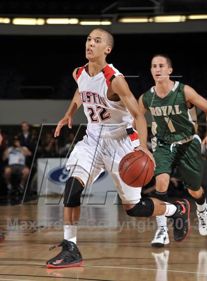 Thumbnail 2 in Royal vs. Tustin (CIF-SS 3AAA Final) photogallery.