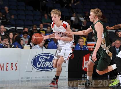 Thumbnail 1 in Royal vs. Tustin (CIF-SS 3AAA Final) photogallery.