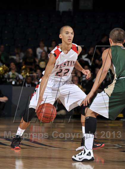 Thumbnail 3 in Royal vs. Tustin (CIF-SS 3AAA Final) photogallery.