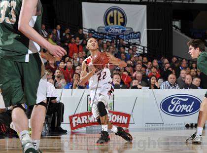 Thumbnail 3 in Royal vs. Tustin (CIF-SS 3AAA Final) photogallery.