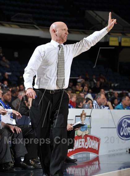 Thumbnail 3 in Royal vs. Tustin (CIF-SS 3AAA Final) photogallery.