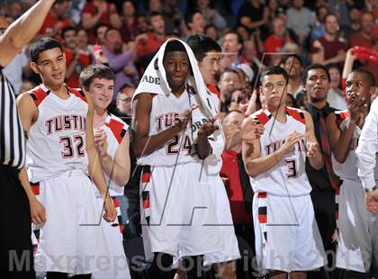 Thumbnail 1 in Royal vs. Tustin (CIF-SS 3AAA Final) photogallery.