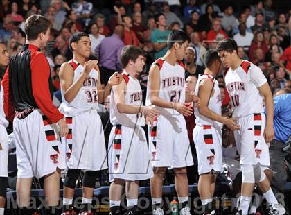 Thumbnail 3 in Royal vs. Tustin (CIF-SS 3AAA Final) photogallery.