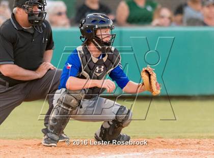 Thumbnail 1 in New Braunfels vs Reagan (6A Bi-district Playoffs) photogallery.