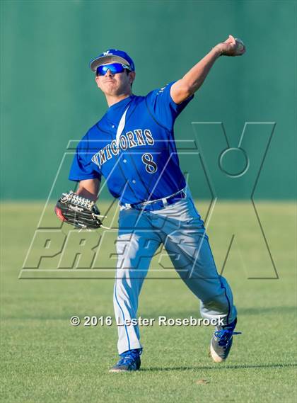 Thumbnail 2 in New Braunfels vs Reagan (6A Bi-district Playoffs) photogallery.