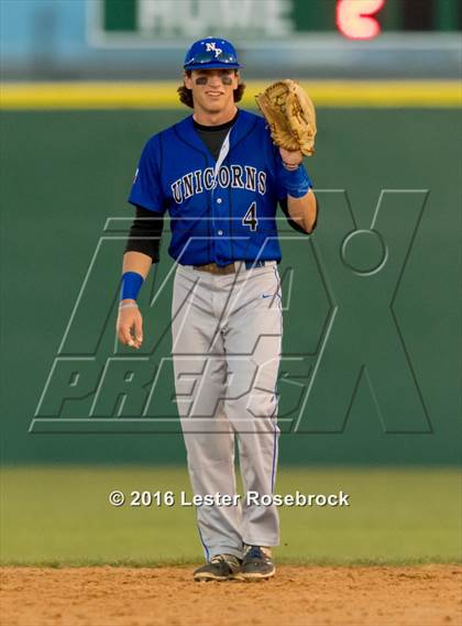 Thumbnail 2 in New Braunfels vs Reagan (6A Bi-district Playoffs) photogallery.