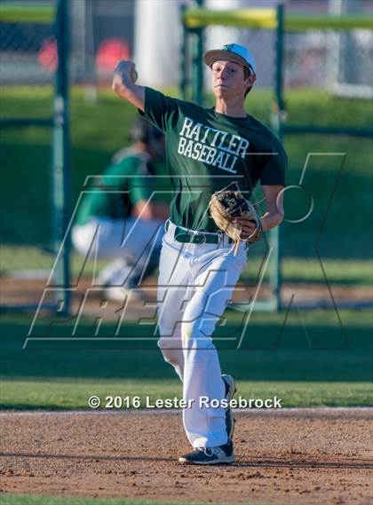 Thumbnail 1 in New Braunfels vs Reagan (6A Bi-district Playoffs) photogallery.