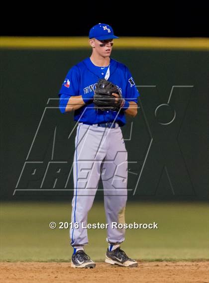 Thumbnail 2 in New Braunfels vs Reagan (6A Bi-district Playoffs) photogallery.
