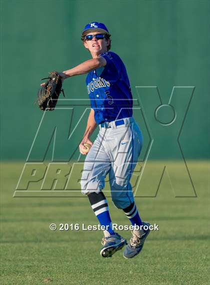Thumbnail 3 in New Braunfels vs Reagan (6A Bi-district Playoffs) photogallery.