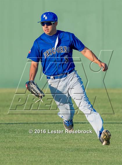 Thumbnail 2 in New Braunfels vs Reagan (6A Bi-district Playoffs) photogallery.